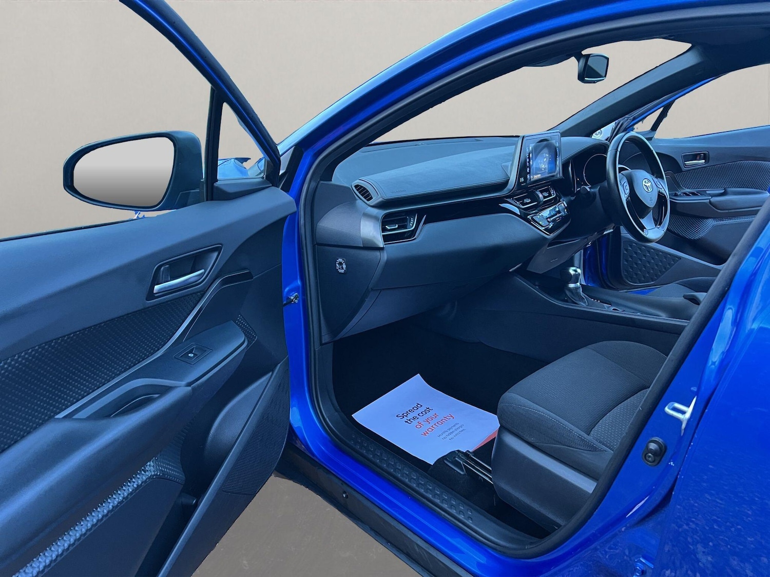 Used Toyota C-HR 2019 for sale - 76824330: Photo 14