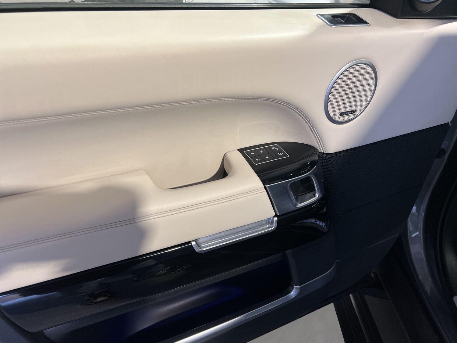 Used Land Rover Range Rover for sale - 77441127: Photo 43