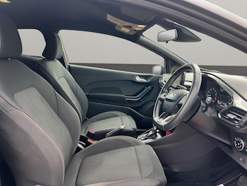 Used Ford Fiesta 2018 for sale - 76485467: Photo