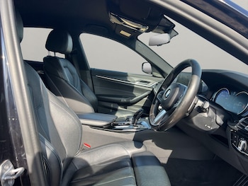 Used BMW 5 Series 2017 for sale - 76424817: Photo