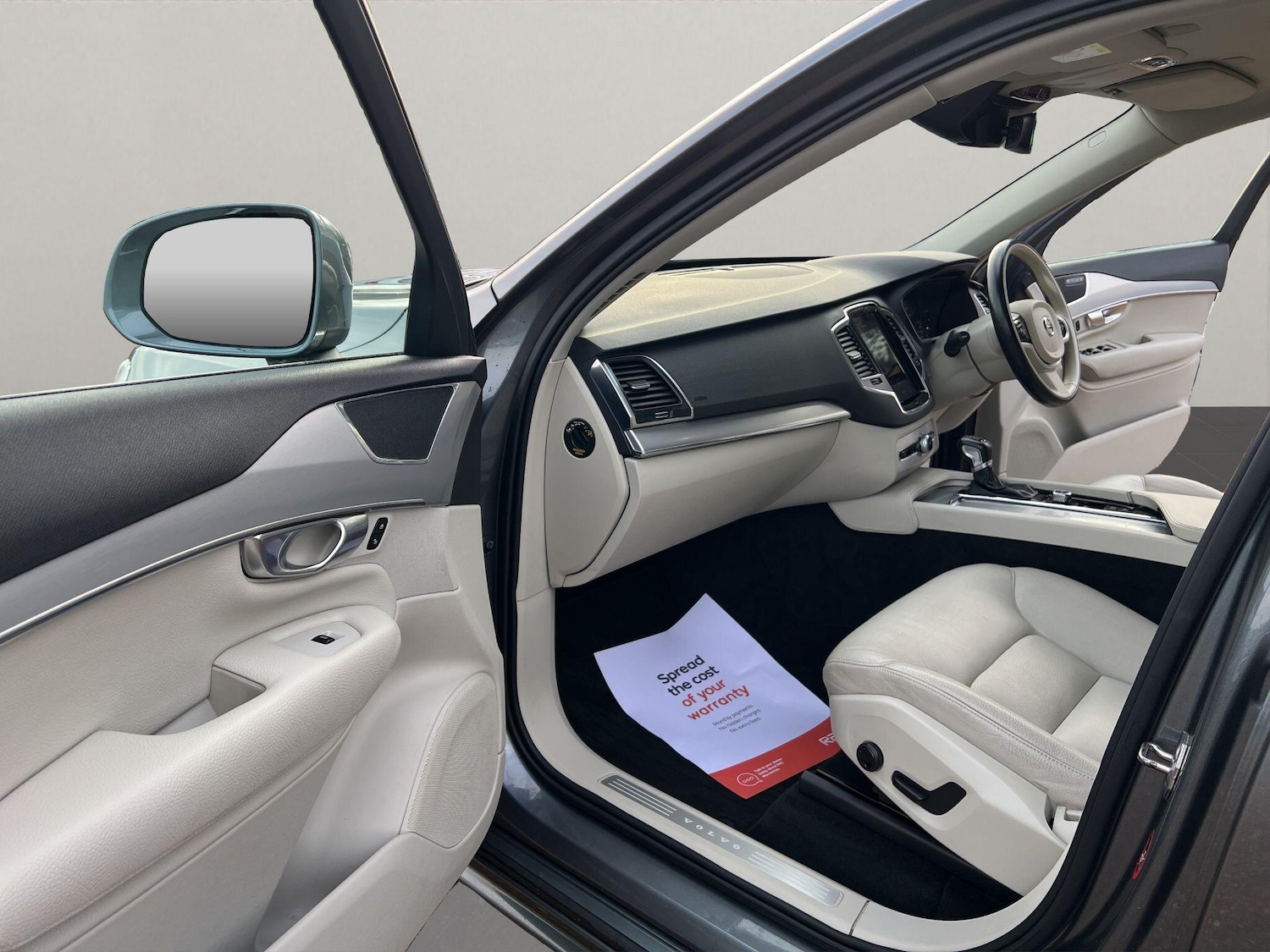 Used Volvo XC90 2017 for sale - 76633902: Photo 36