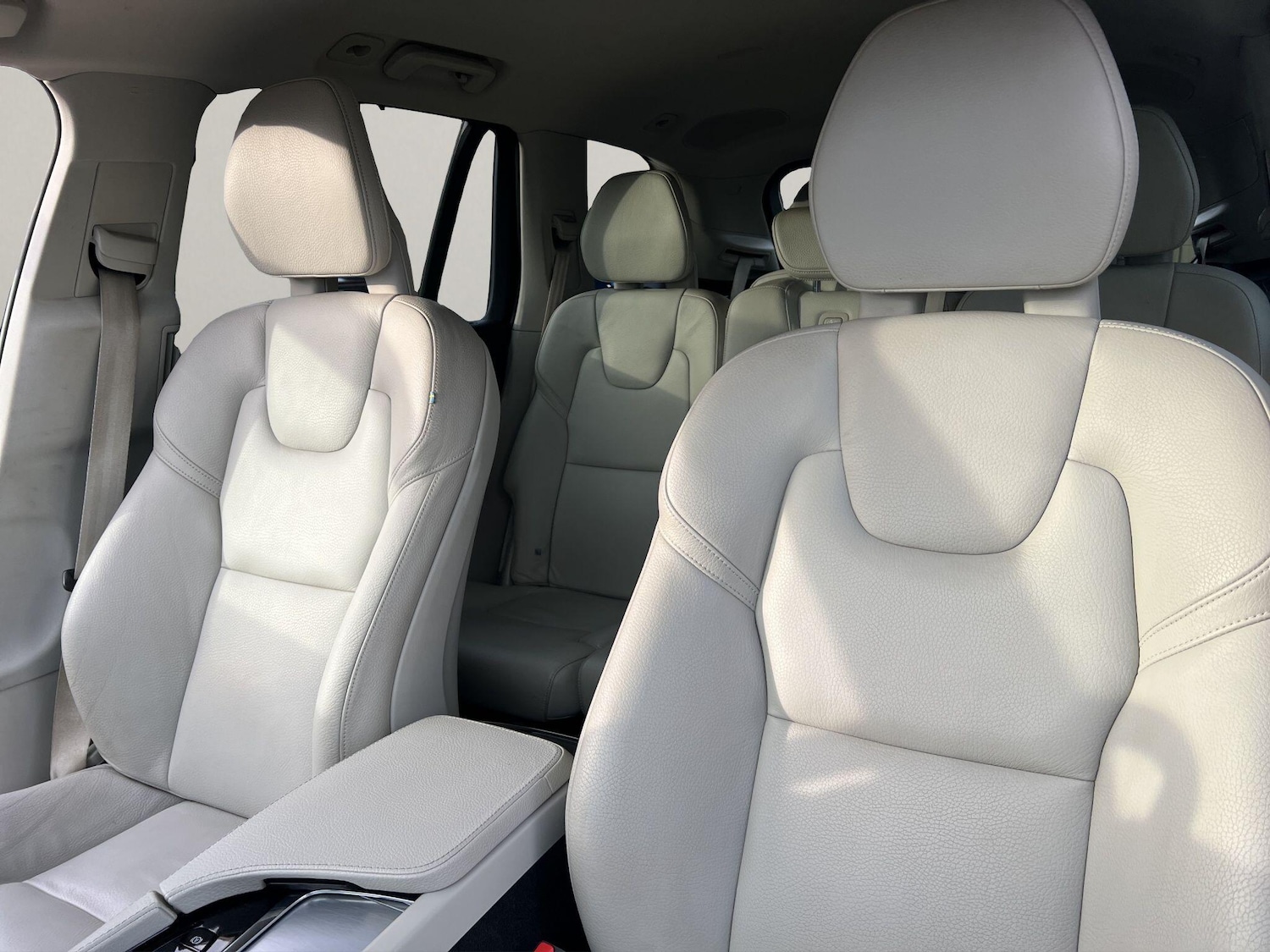 Used Volvo XC90 2017 for sale - 76633902: Photo 37