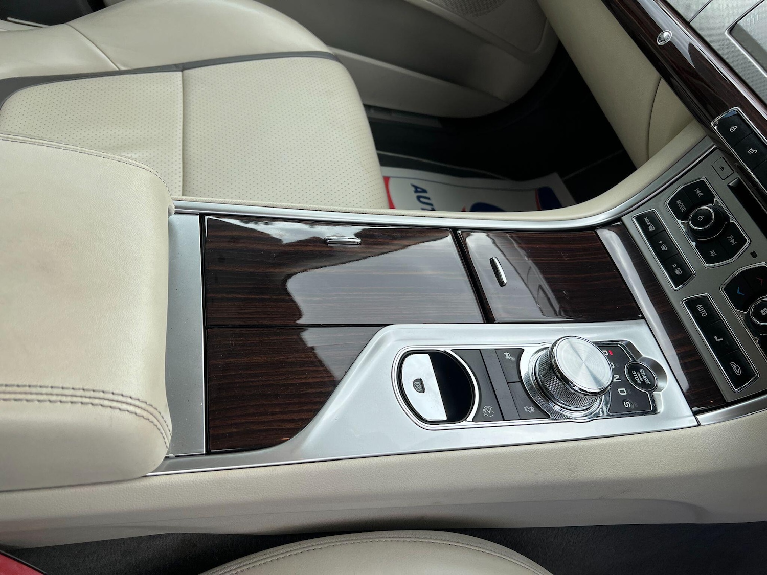 Used Jaguar XF 2014 for sale - 76269976: Photo 21