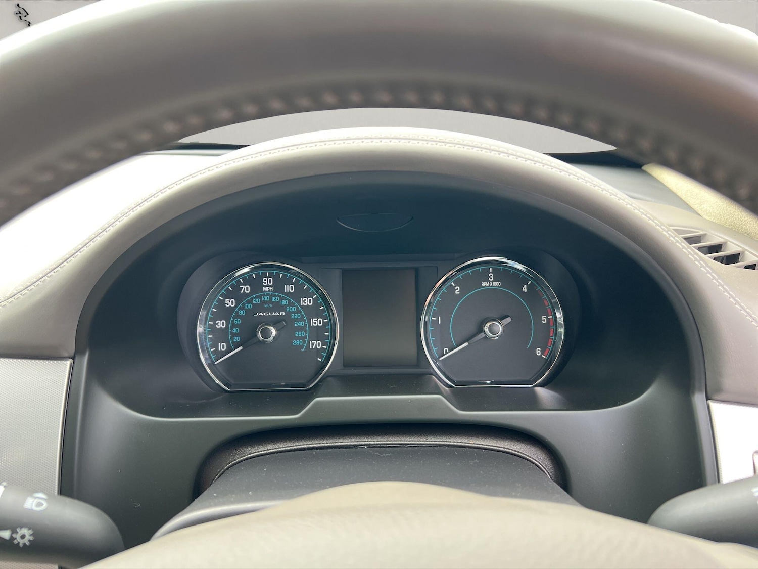 Used Jaguar XF 2014 for sale - 76269976: Photo 27