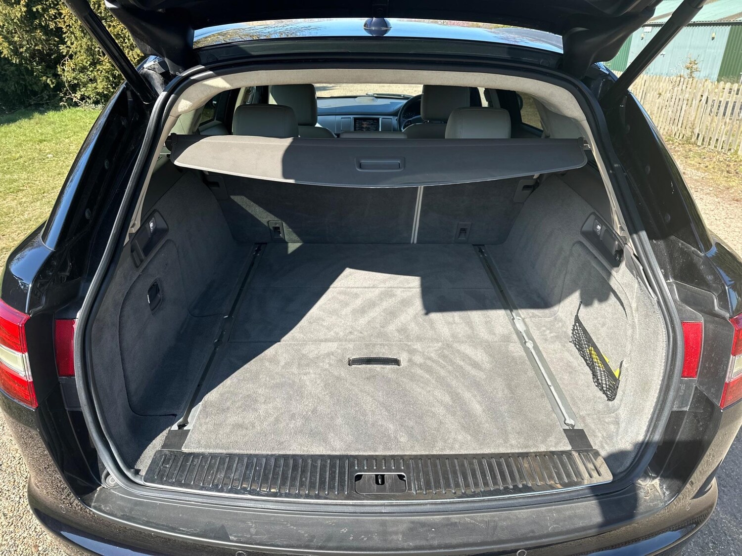 Used Jaguar XF 2014 for sale - 76269976: Photo 28