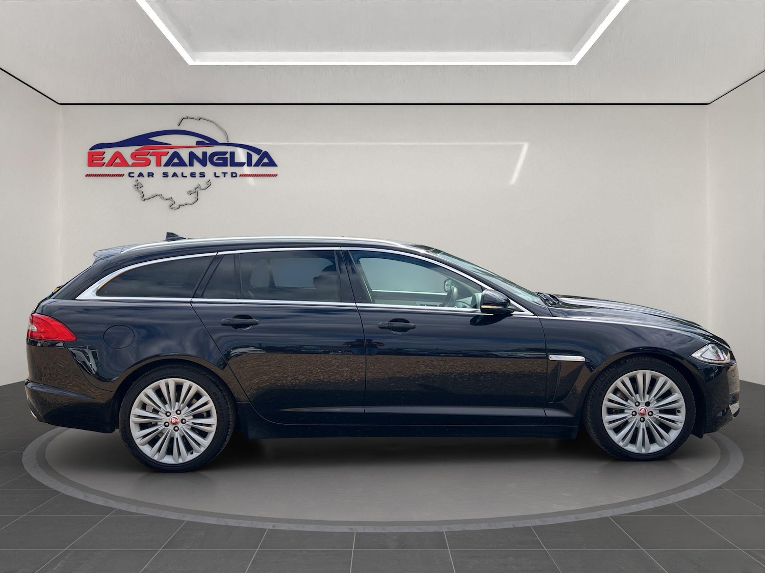 Used Jaguar XF 2014 for sale - 76269976: Photo 8