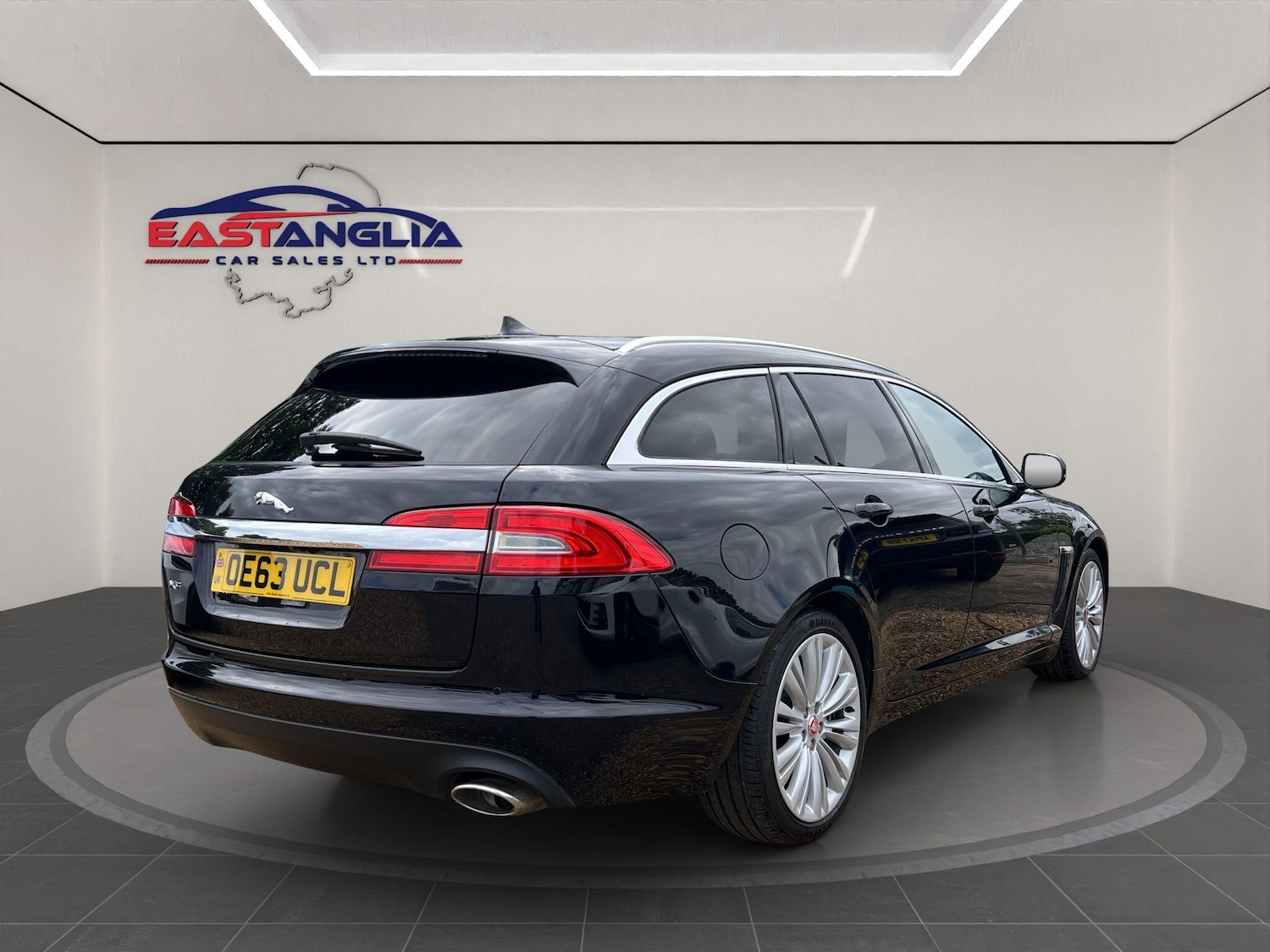 Used Jaguar XF 2014 for sale - 76269976: Photo 9