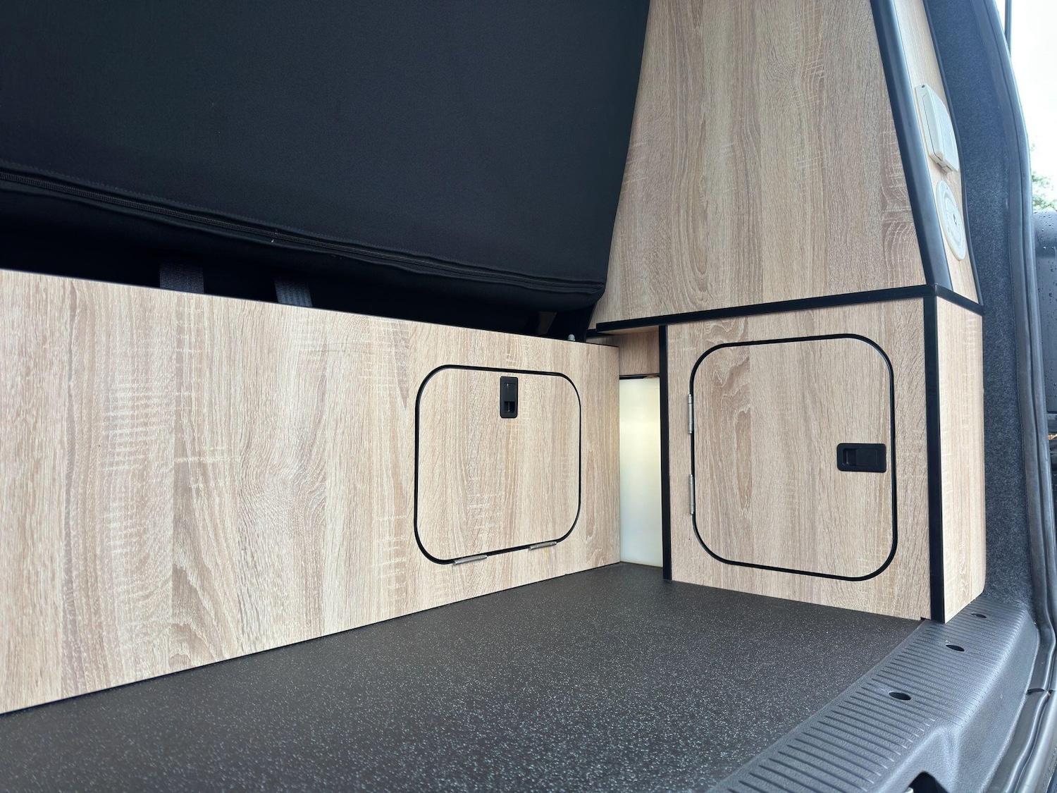 Used Volkswagen Campervan 2020 for sale - 76485690: Photo 17