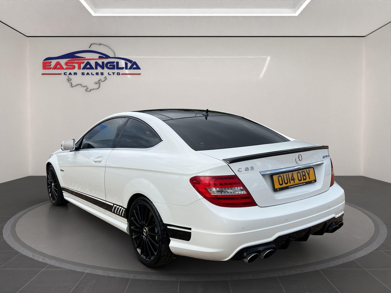 Used Mercedes-Benz C Class 2014 for sale - 76633971: Photo 2