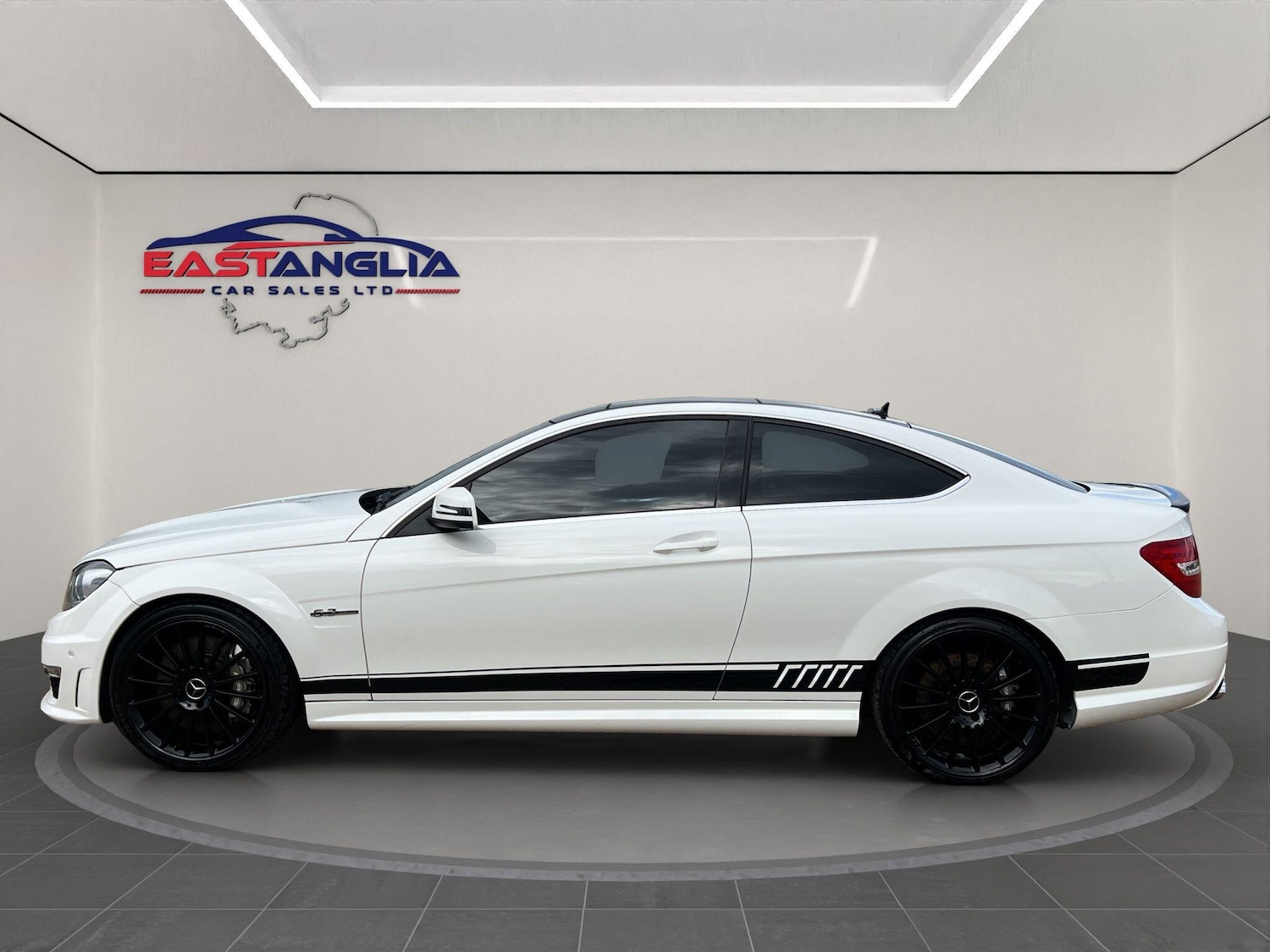 Used Mercedes-Benz C Class 2014 for sale - 76633971: Photo 8