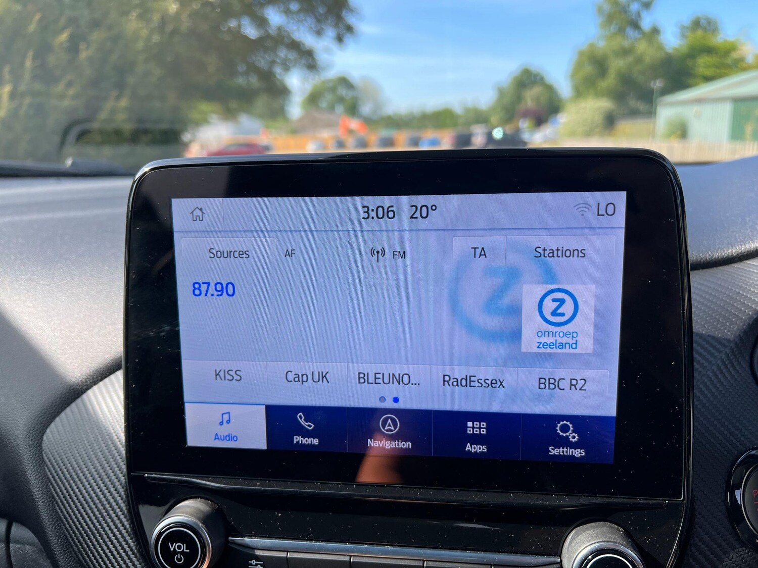 Vehicle 29