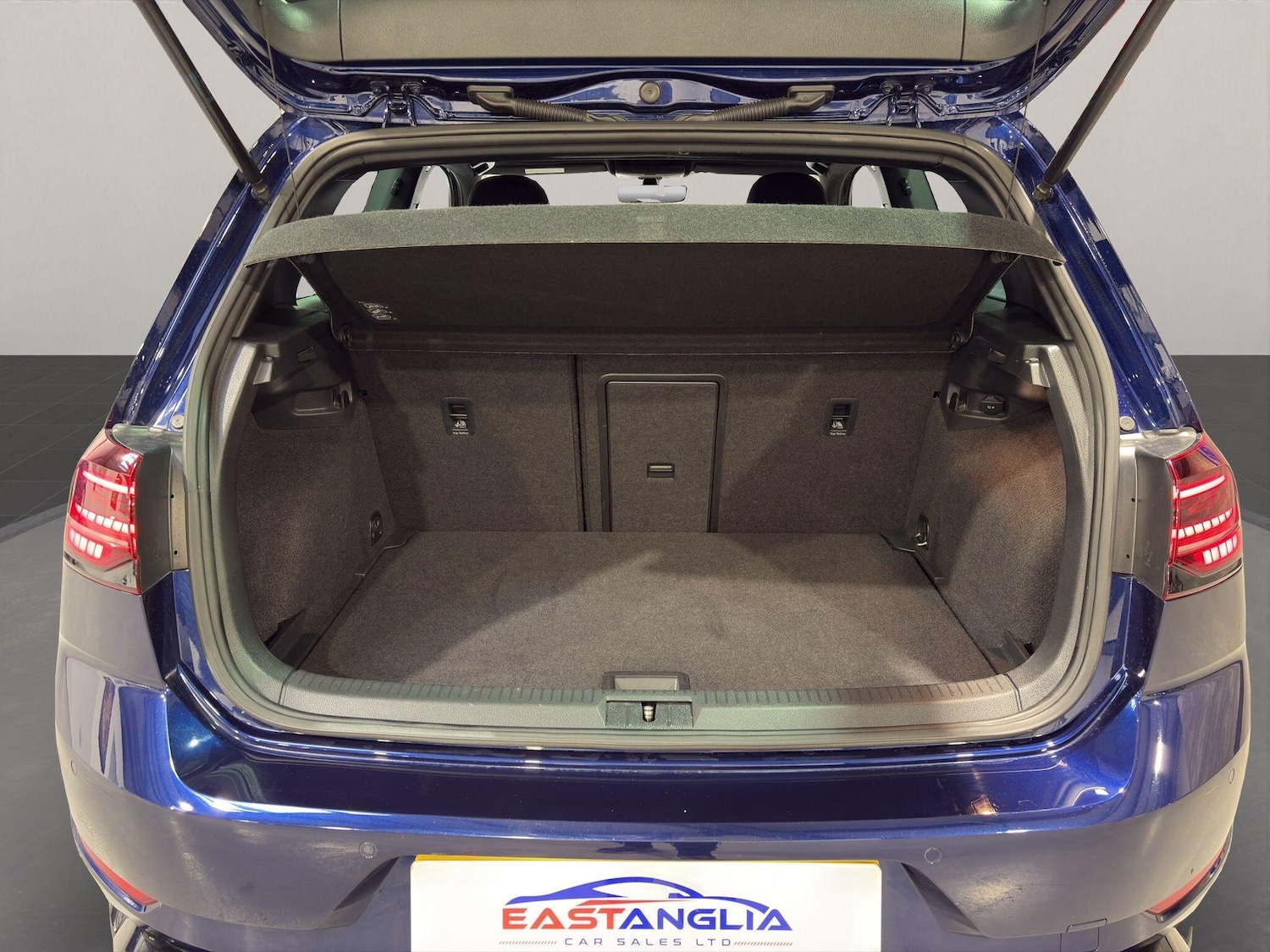 Used Volkswagen Golf 2018 for sale - 78072302: Photo 16