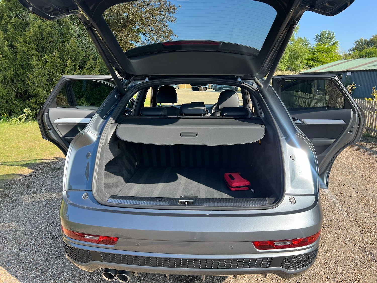 Vehicle 29