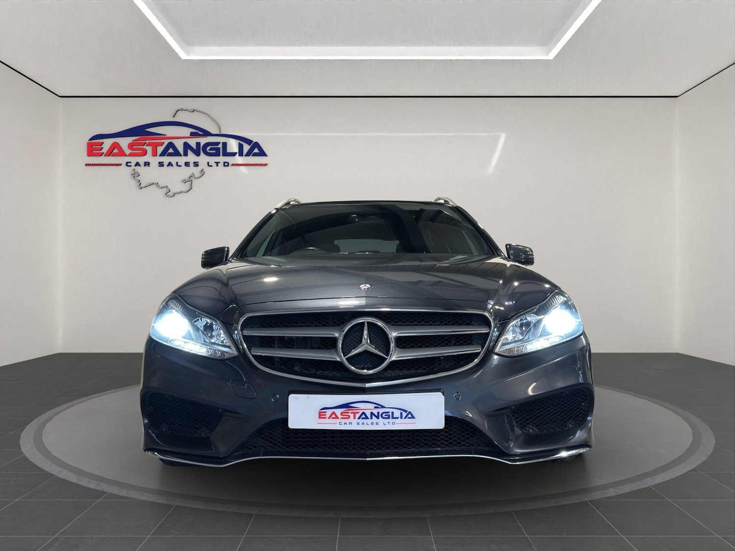 Used Mercedes-Benz E Class 2013 for sale - 77559599: Photo 11