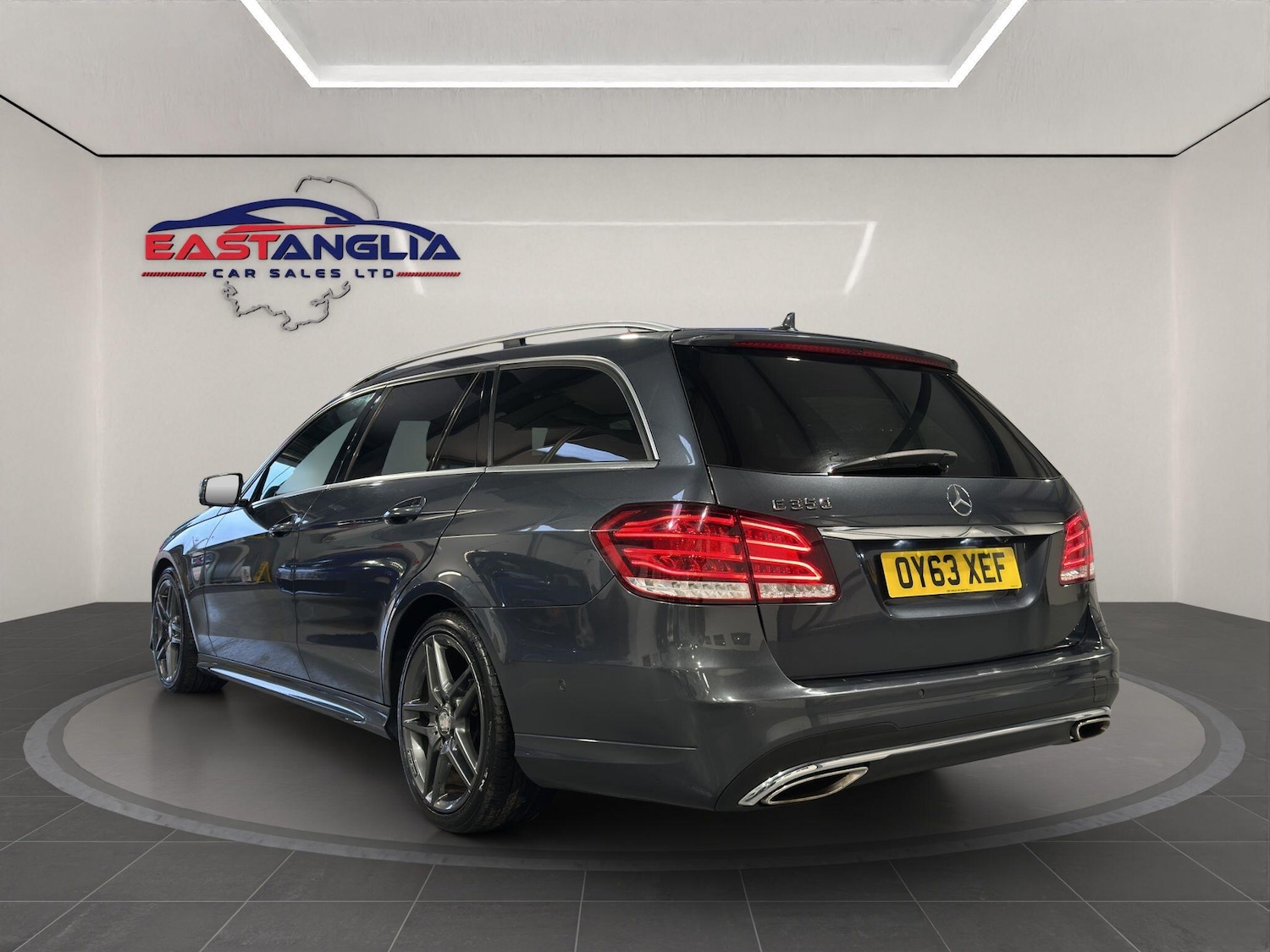 Used Mercedes-Benz E Class 2013 for sale - 77559599: Photo 4