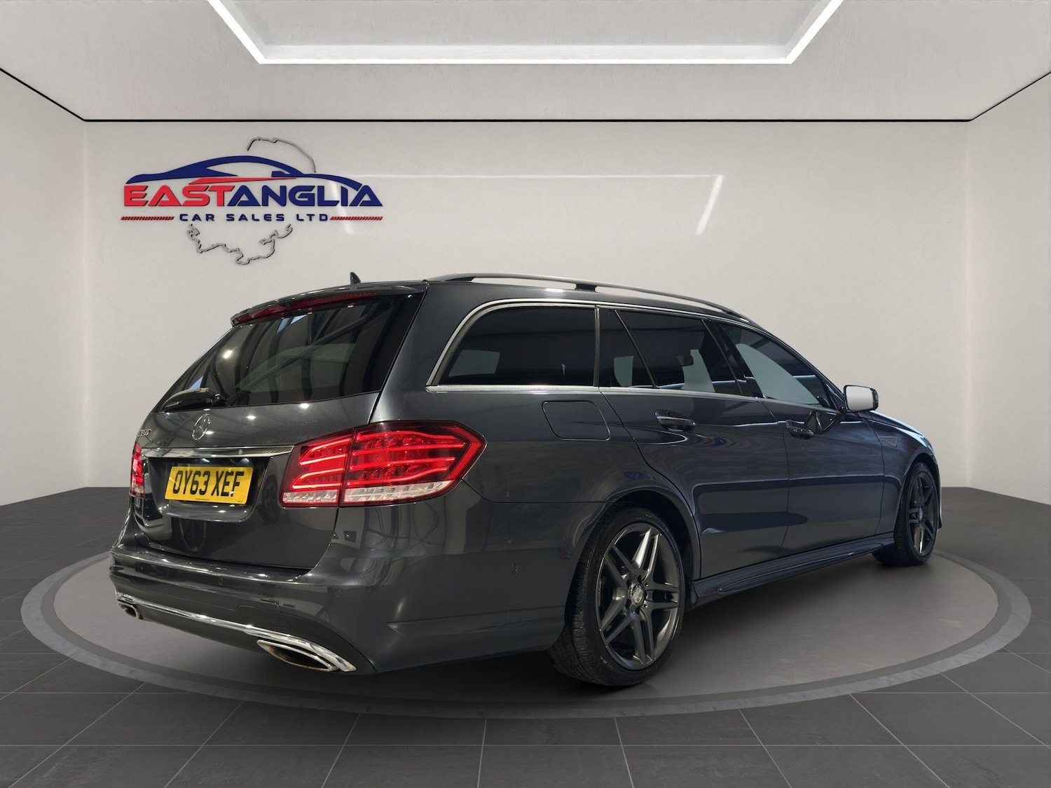 Used Mercedes-Benz E Class 2013 for sale - 77559599: Photo 7