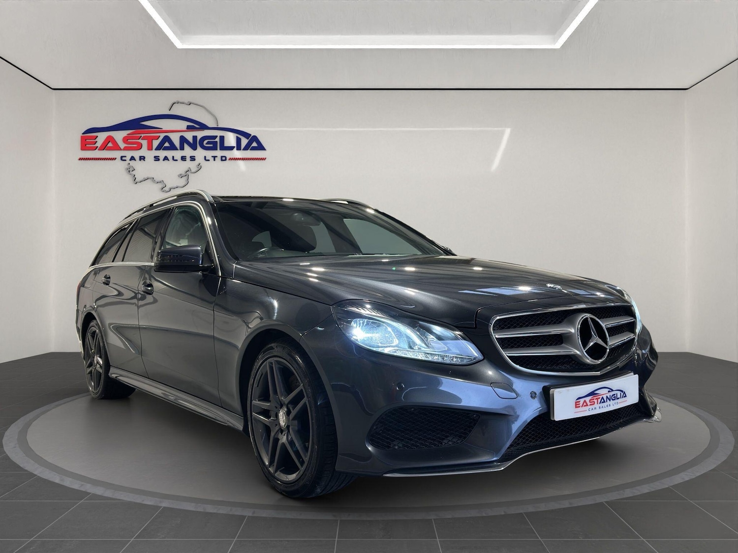 Used Mercedes-Benz E Class 2013 for sale - 77559599: Photo 9