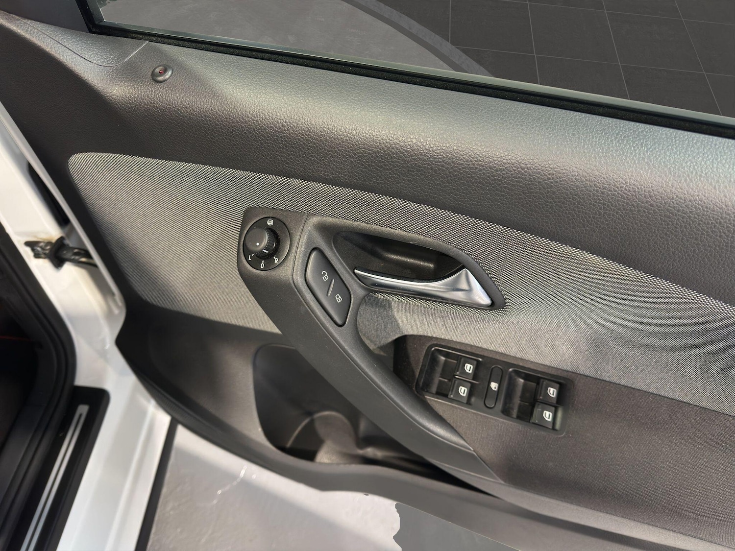 Used Volkswagen Polo 2012 for sale - 77229419: Photo 14