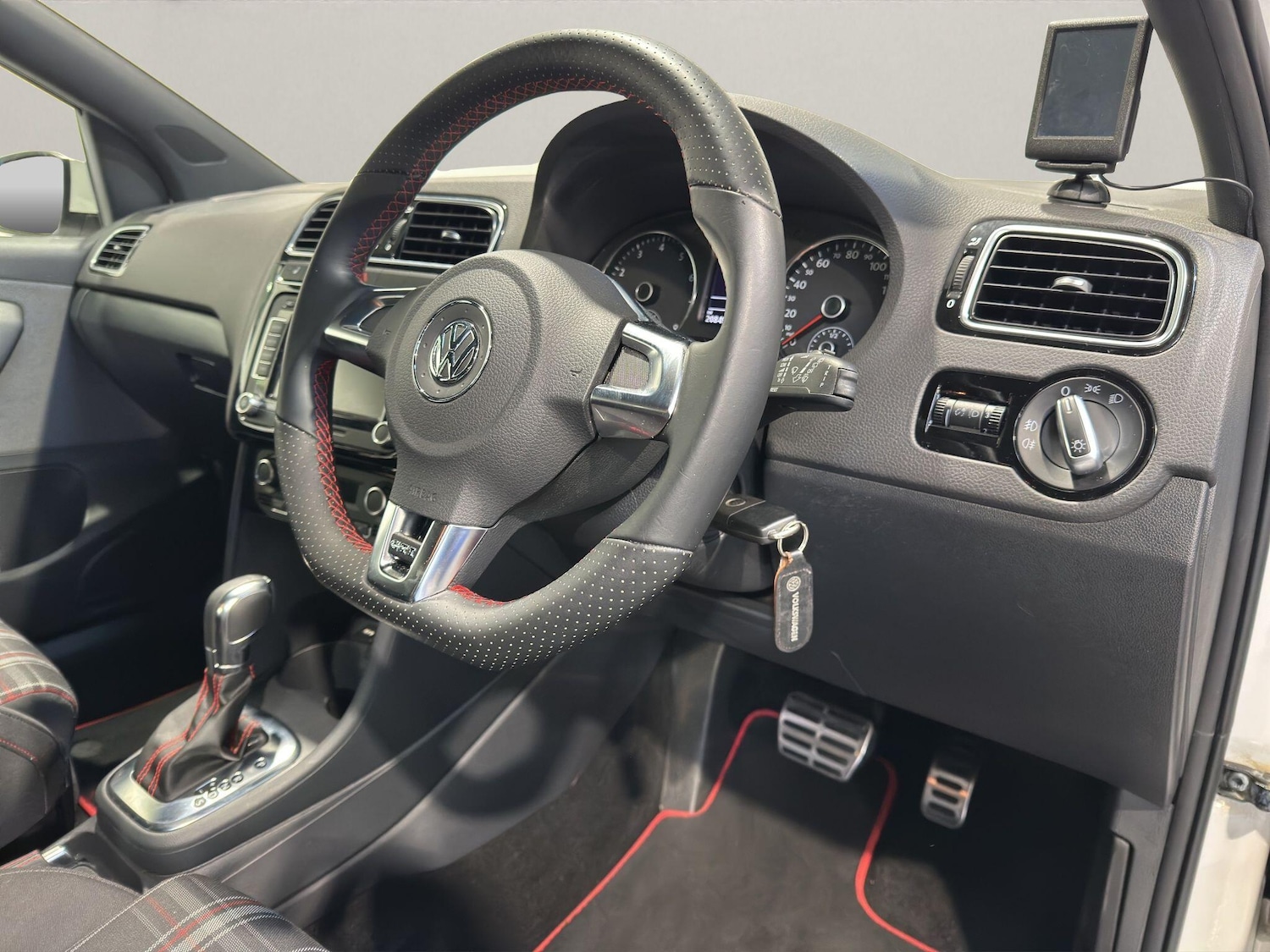 Used Volkswagen Polo 2012 for sale - 77229419: Photo 30