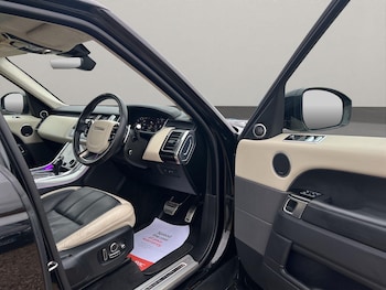 Used Land Rover Range Rover Sport 2018 for sale - 76953098: Photo