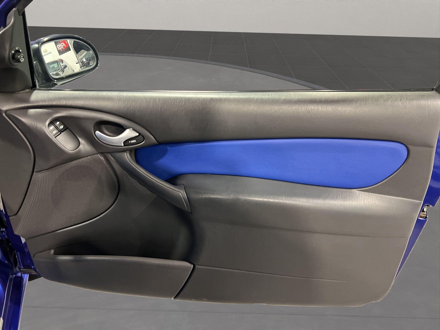 Used Ford Focus 2003 for sale - 77386897: Photo 22