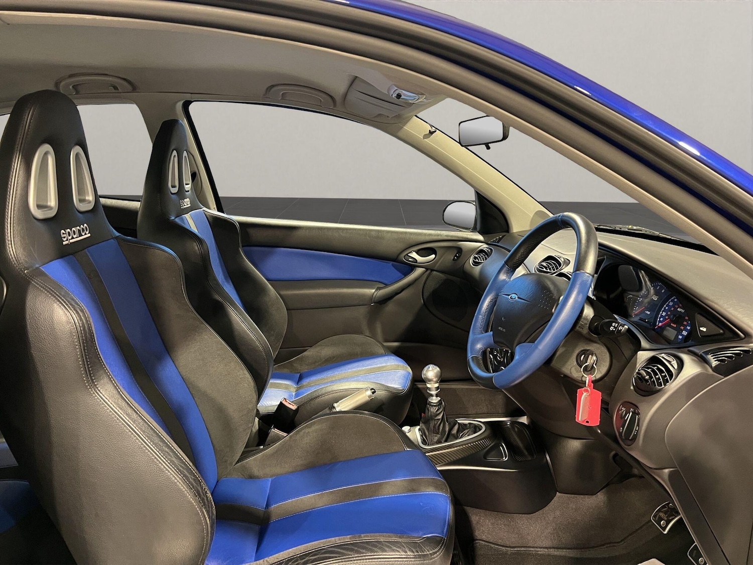 Used Ford Focus 2003 for sale - 77386897: Photo 3