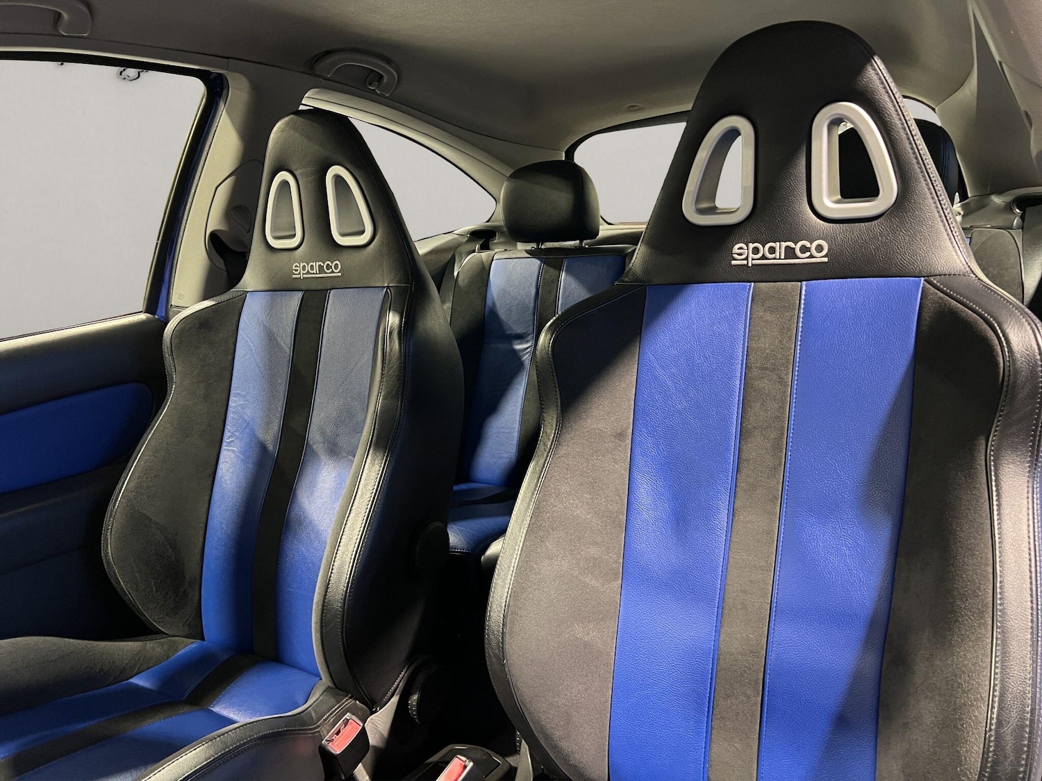 Used Ford Focus 2003 for sale - 77386897: Photo 33