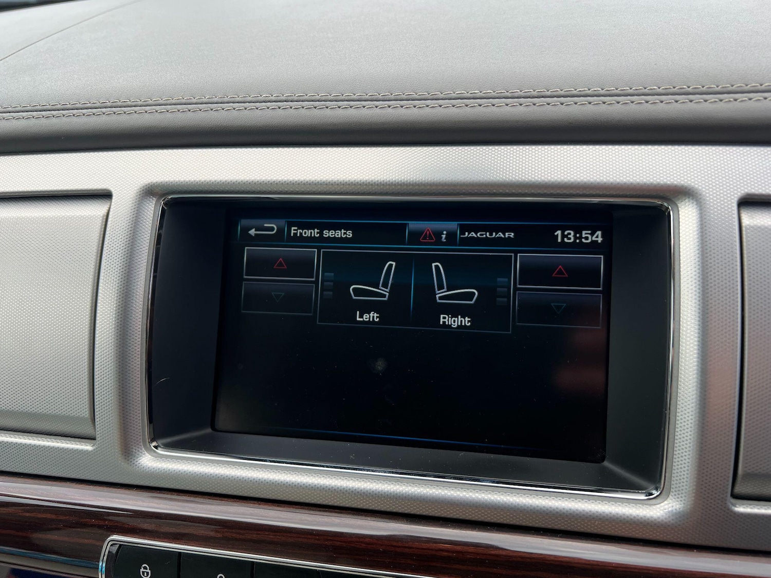 Used Jaguar XF 2014 for sale - 76996581: Photo 23