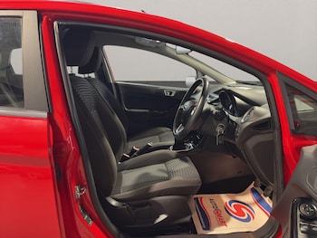 Used Ford Fiesta 2015 for sale - 77993559: Photo