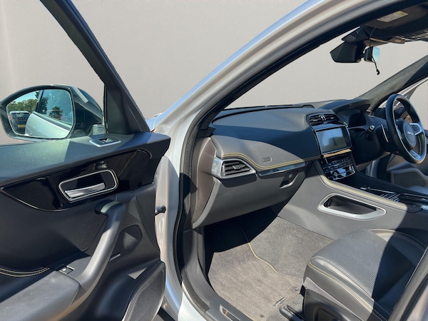 Used Jaguar F-Pace 2019 for sale - 75232906: Photo 16