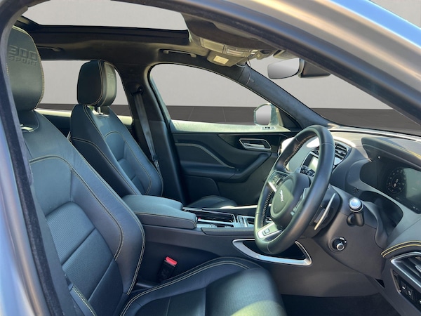 Used Jaguar F-Pace 2019 for sale - 75232906: Photo 3