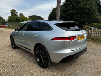 Used Jaguar F-Pace 2019 for sale - 75232906: Photo