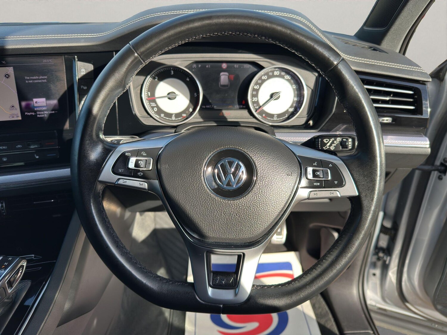 Used Volkswagen Touareg 2018 for sale - 76000610: Photo 10