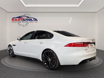 Used Jaguar XF 2016 for sale - 79049805: Photo