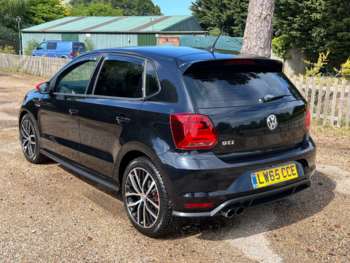 Used Volkswagen Polo 2015 for sale - 74738289: Photo