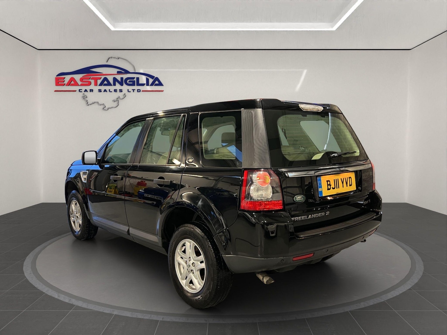 Used Land Rover Freelander 2 2011 for sale - 77496540: Photo 2