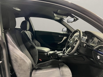 Used BMW 2 Series 2015 for sale - 77331383: Photo