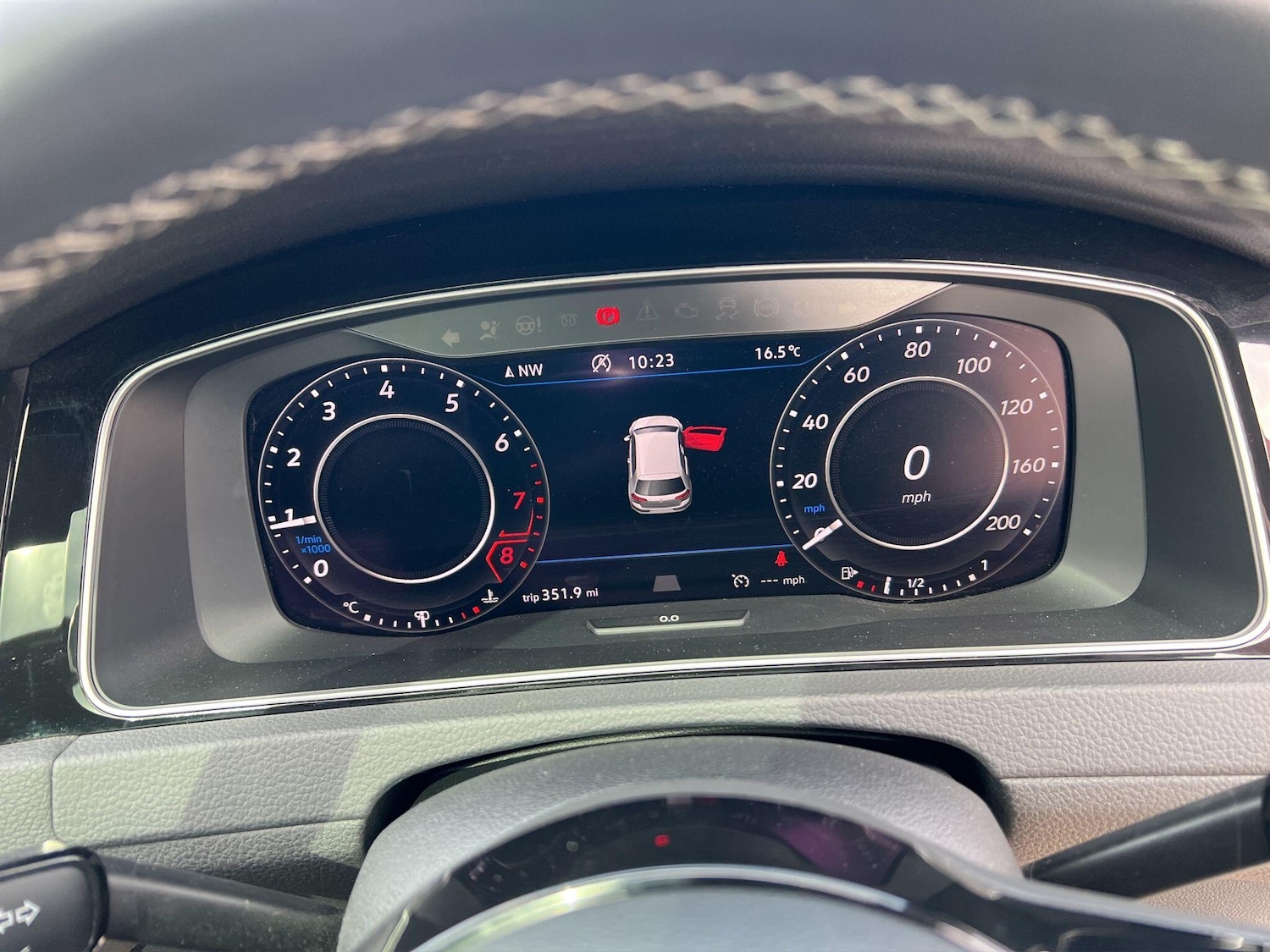 Used Volkswagen Golf 2018 for sale - 76988079: Photo 24