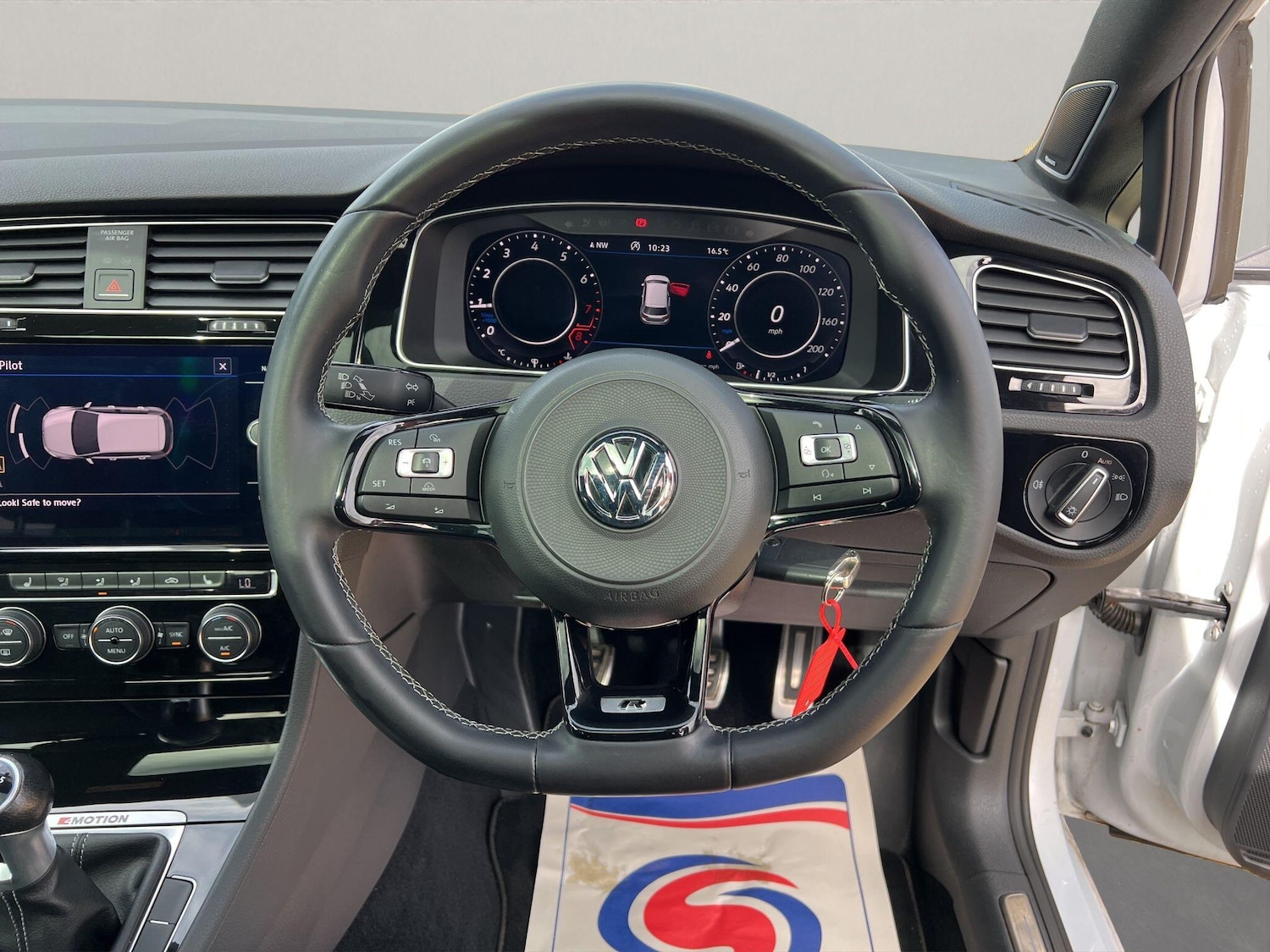 Used Volkswagen Golf 2018 for sale - 76988079: Photo 26