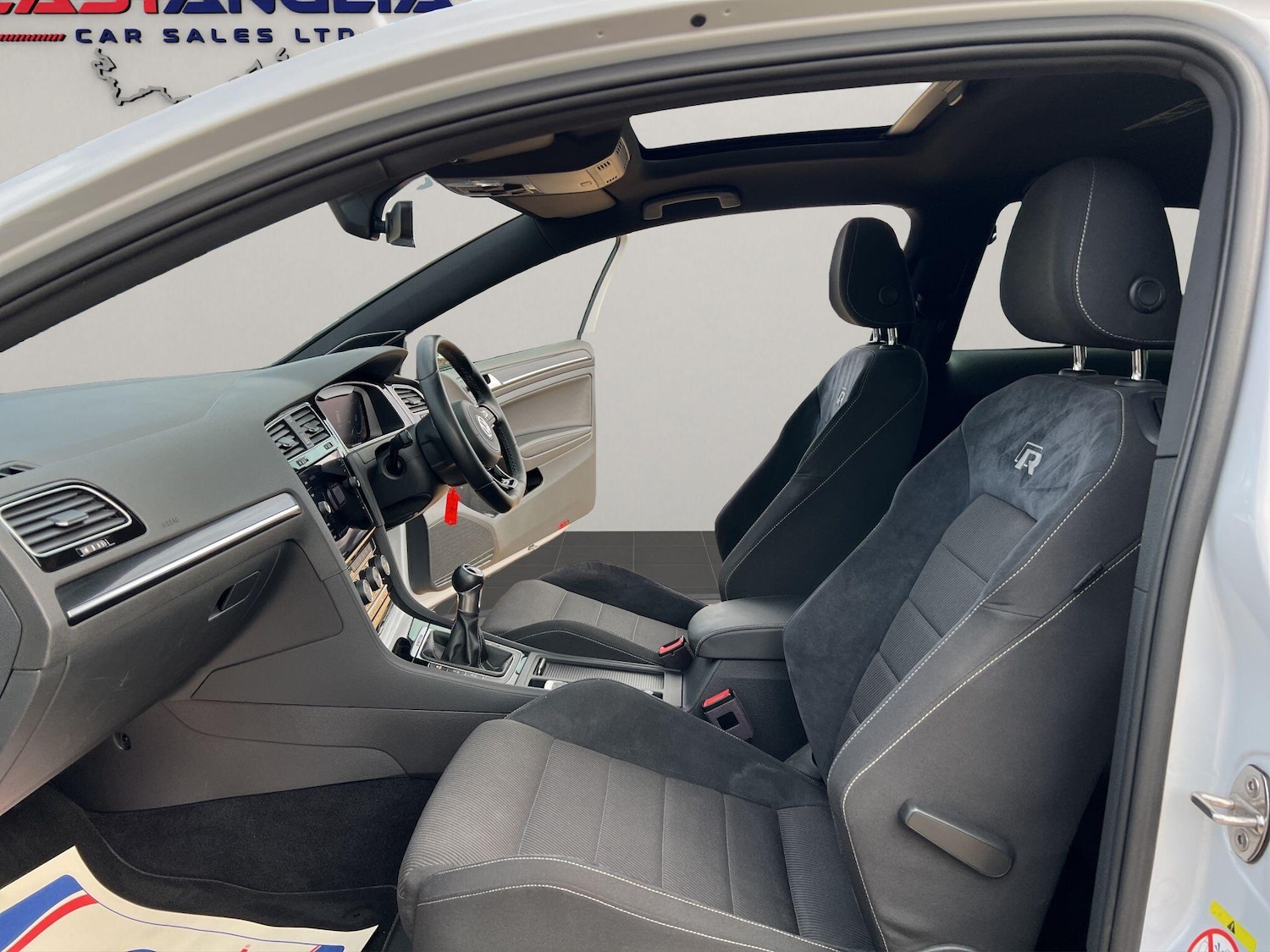 Used Volkswagen Golf 2018 for sale - 76988079: Photo 28