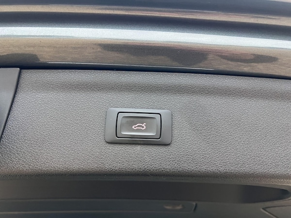 Used Audi Q3 2015 for sale - 76259040: Photo 31