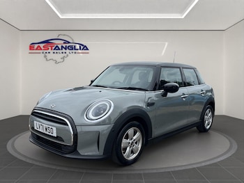 2022 (71) - 1.5 Cooper Classic 5dr Auto