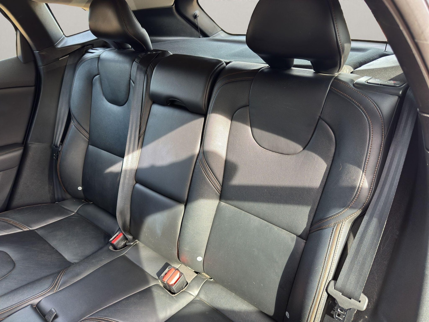 Used Volvo V40 Cross Country 2016 for sale - 76108682: Photo 18