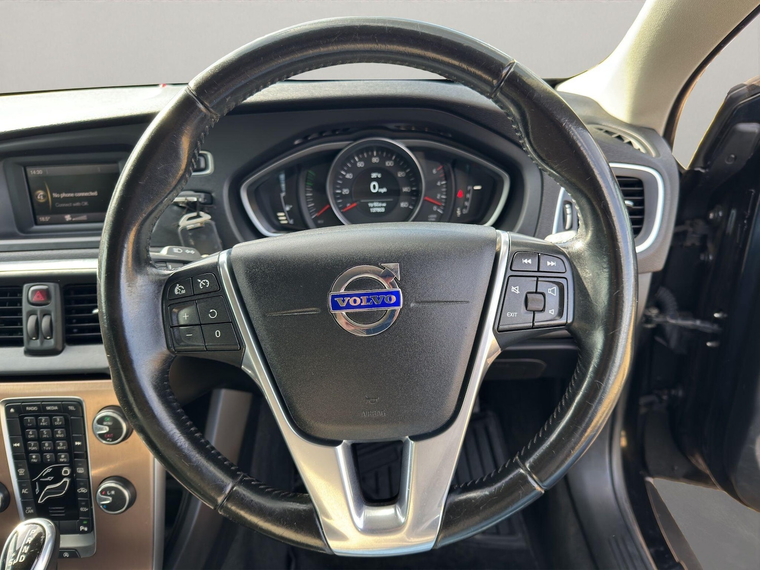 Used Volvo V40 Cross Country 2016 for sale - 76108682: Photo 28