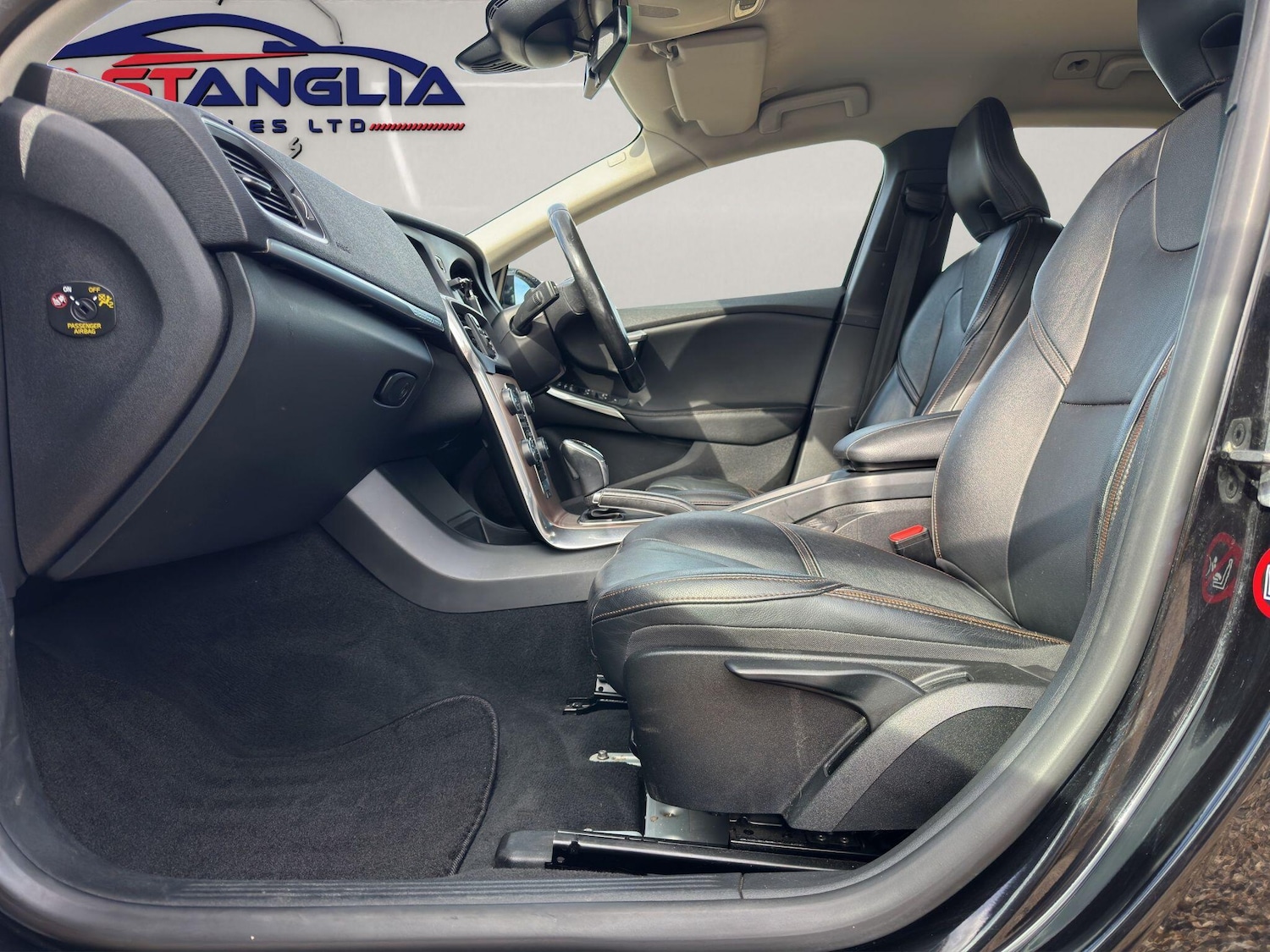 Used Volvo V40 Cross Country 2016 for sale - 76108682: Photo 29