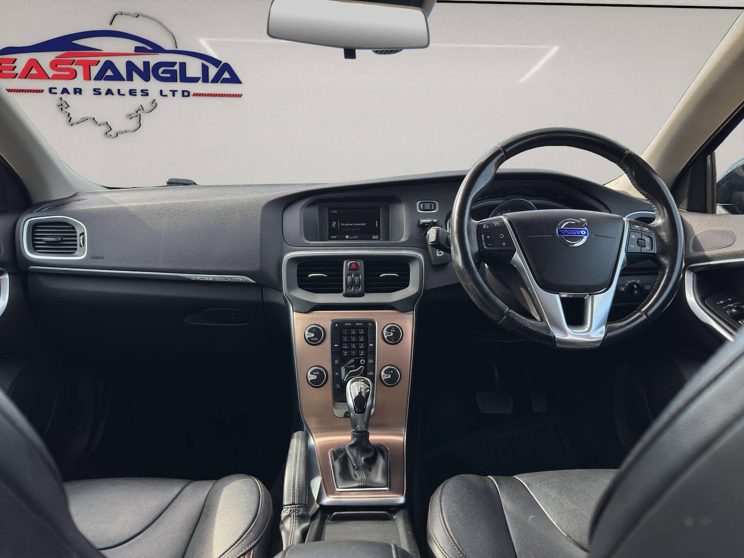 Used Volvo V40 Cross Country 2016 for sale - 76108682: Photo 4