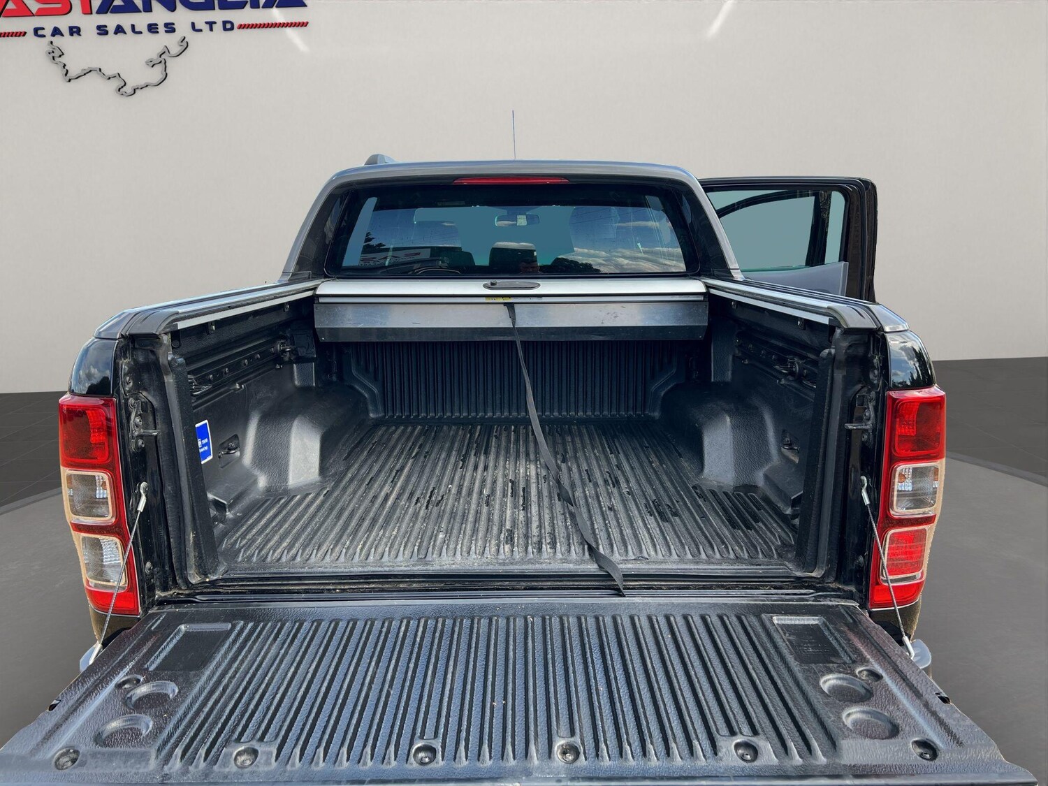 Vehicle 29
