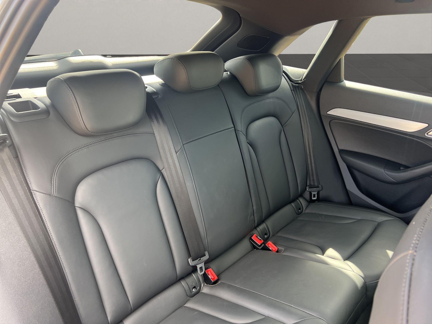 Used Audi Q3 2016 for sale - 76989412: Photo 18