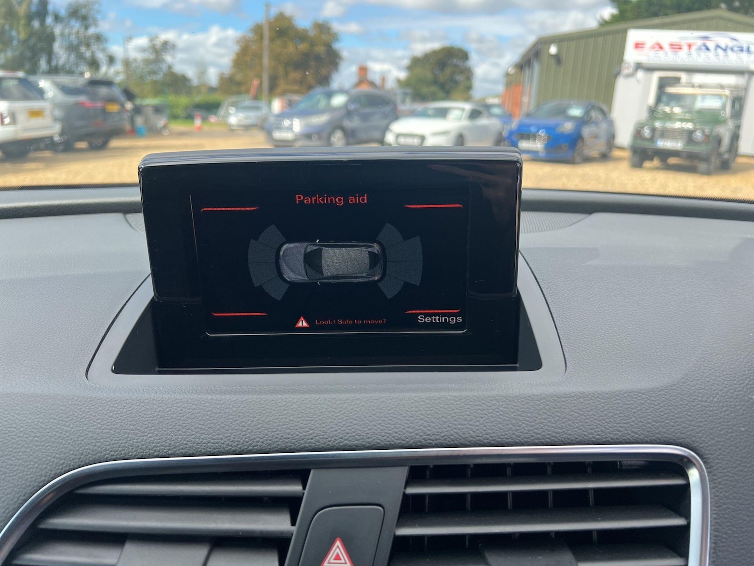 Used Audi Q3 2016 for sale - 76989412: Photo 3