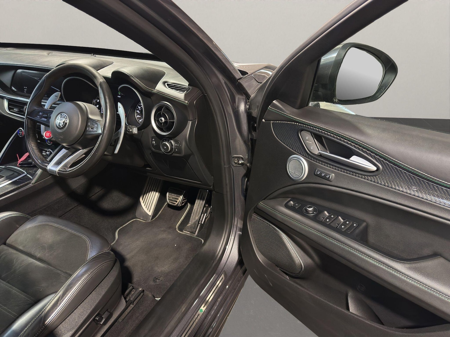 Used Alfa Romeo Stelvio 2018 for sale - 78204191: Photo 33